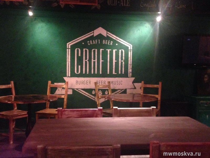 Crafter Bar, неоновый бар с авторскими коктейлями, Малый Палашёвский переулок, 6, 2 этаж