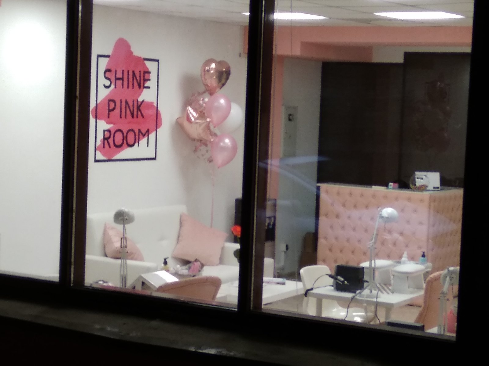 Shine Pink Room, Рязанский проспект, 24 к2 (1 этаж)