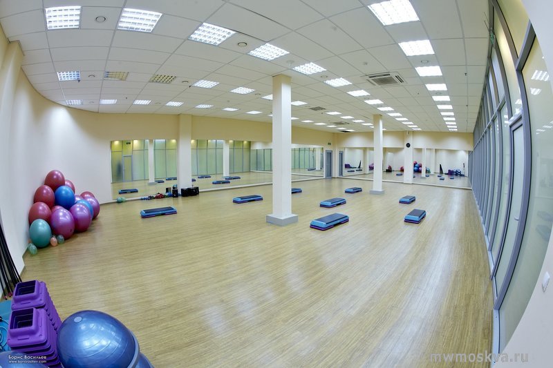 Заряdka, фитнес-клуб, 22 километр Киевское шоссе, вл4 ст2а, 1 этаж