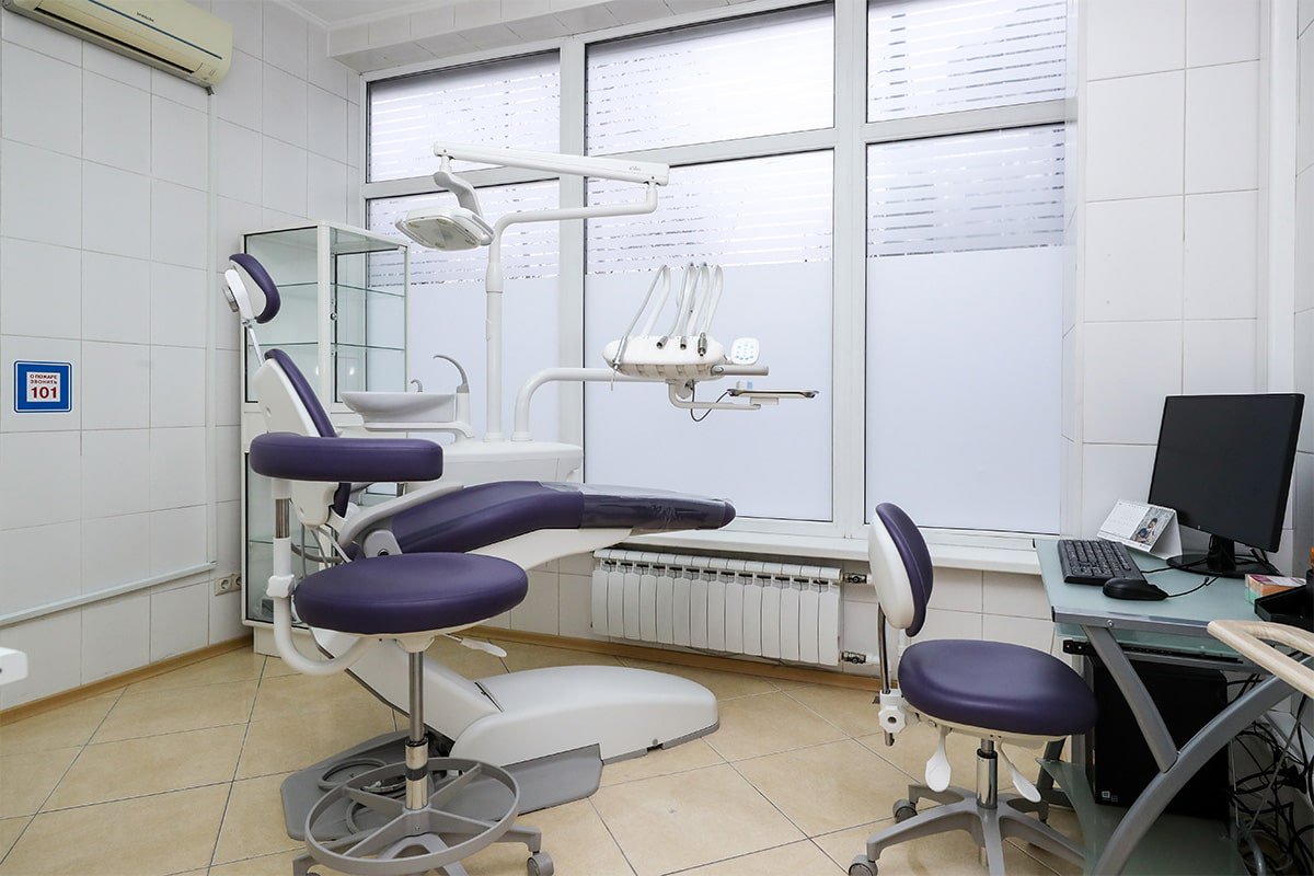 Дента-Эль, сеть стоматологических клиник, улица Лескова, 22, 1 этаж