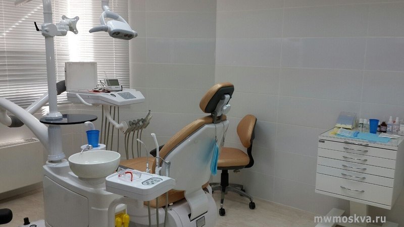 Стоматолог и я, стоматологический центр, Главмосстроя улица, 20, 1 этаж