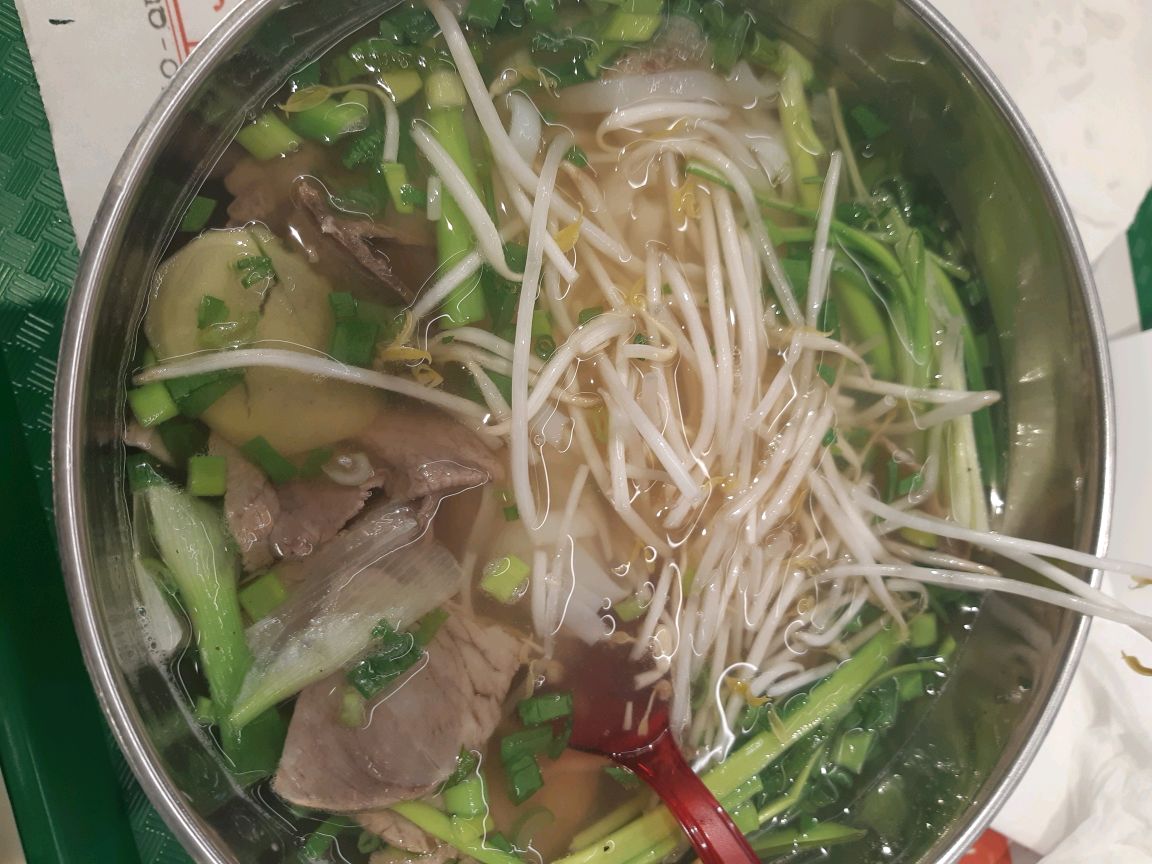 Pho вкусный. Lao Lee Cafe ФО бо. Сети вьетнамских кафе Lao Lee. Вьетнамское кафе на проспекте мира. Lao Lee проспект мира.