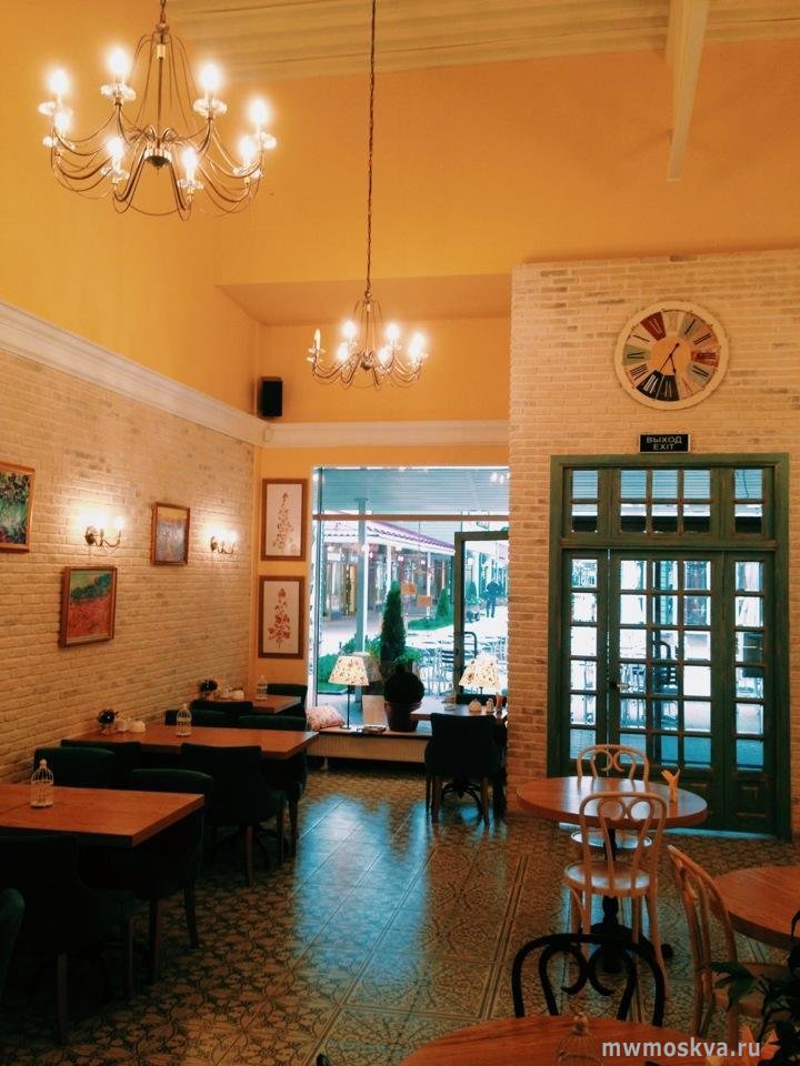 Giusto, кафе-пиццерия, деревня Лапшинка, вл8 к1, 1 этаж