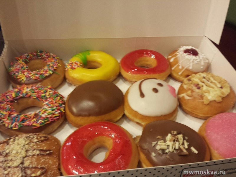 Krispy Kreme, сеть пончиковых, Земляной Вал, 33 (4 этаж)