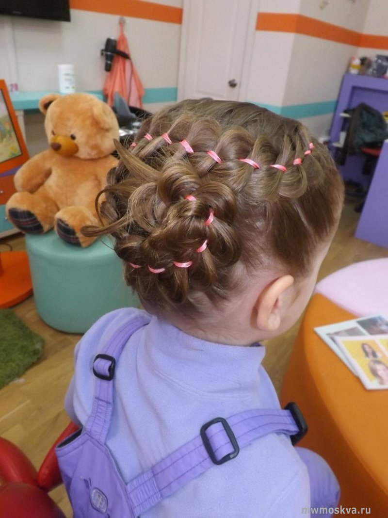 Воображуля, сеть детских парикмахерских, Чистяковой, 3 (2 этаж)