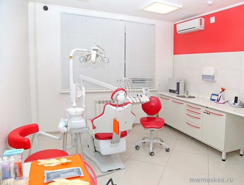 Имплант-центр, стоматологическая клиника, улица Перовская, 66 к6, 1 этаж