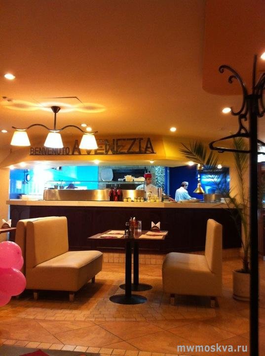IL Патио, сеть семейных итальянских ресторанов, Комсомольский проспект, 28 (2 этаж)