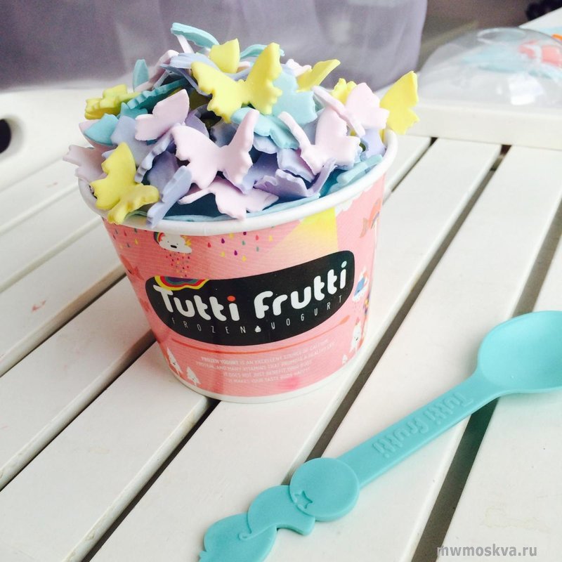 Tutti Frutti, сеть йогурт-баров, Киевского Вокзала площадь, 2 (4 этаж)