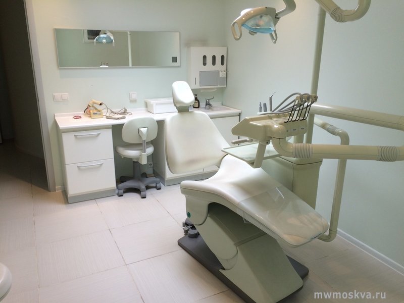 Стоматологическая клиника доктора Дерюгина, Минская улица, 1г к1, 2 этаж
