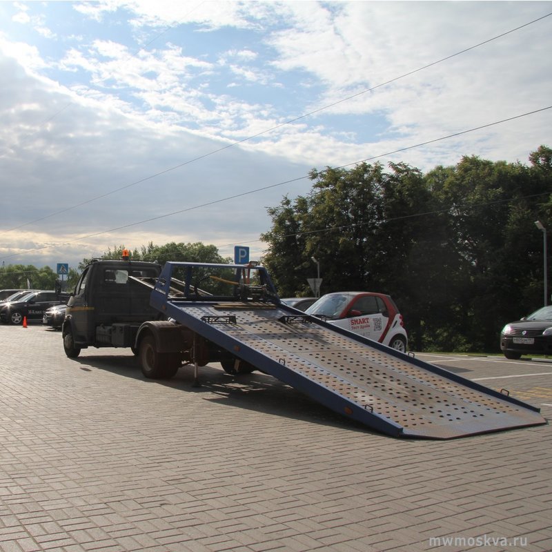 МУРАВЕЙ, служба эвакуации и техпомощи на дороге, Кутузовский проспект, 45 (5 офис)