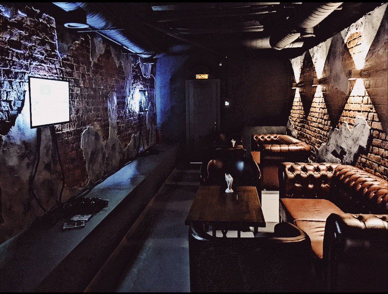 BlackBerry Lounge, улица Василия Фабричнова, 26, 2 этаж