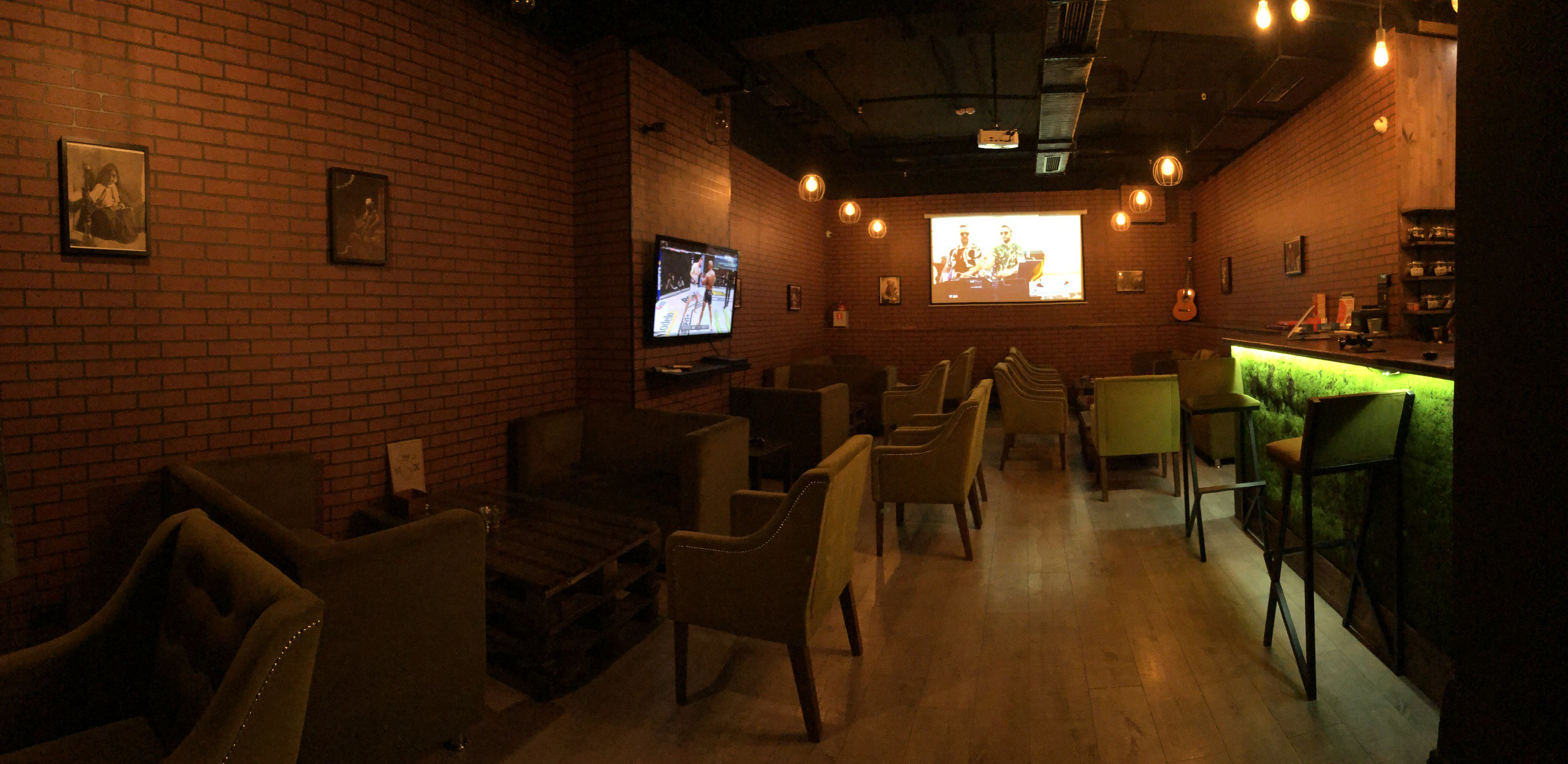 MOX lounge, центр паровых коктейлей, Судакова, 11 ст2 (цокольный этаж)