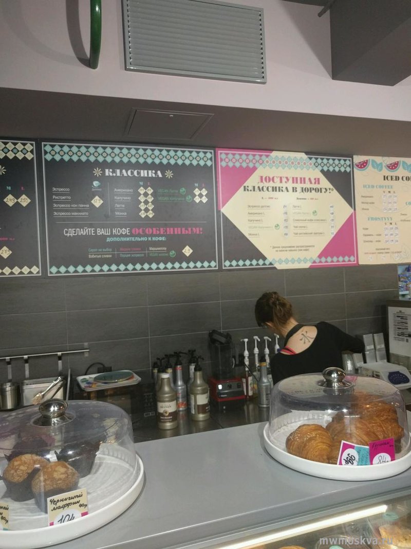 StarHit Cafe, кафе, Дербеневская набережная, 7 ст22 (1 этаж)