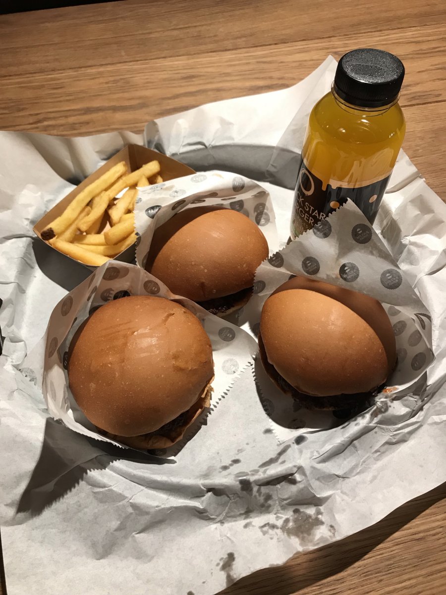 Black Star Burger, сеть ресторанов быстрого питания, Лесная, 20 ст3 (1 этаж)