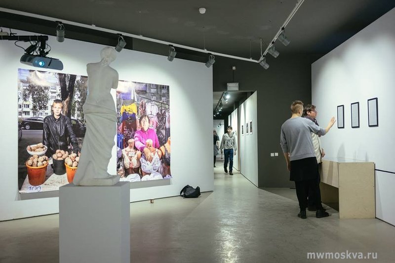 Галерея на Шаболовке, музей авангарда, Серпуховский Вал улица, 24 к2, 1 этаж