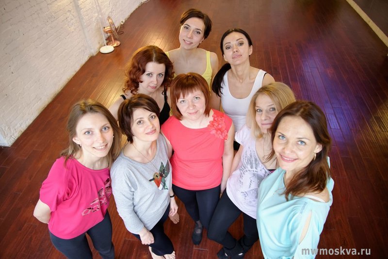 Dance Fitness, танцевальная студия, Кедрова, 13 к2 (цокольный этаж)