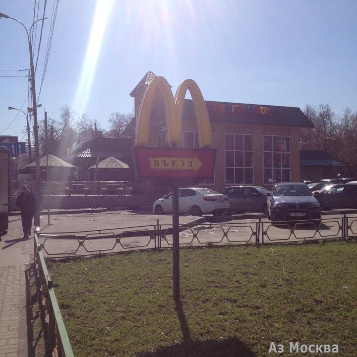 Макдоналдс, рестораны быстрого обслуживания, Октябрьский проспект, 142а
